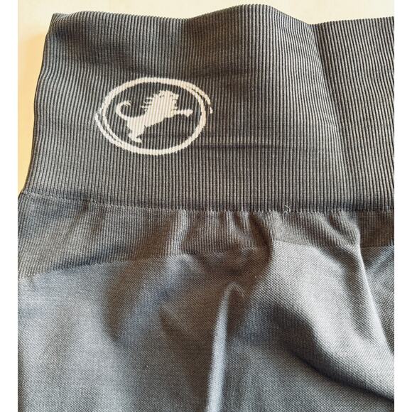 ABS2B Scrunch Booty Shorts - Gray SMALL - Picture 3 of 7